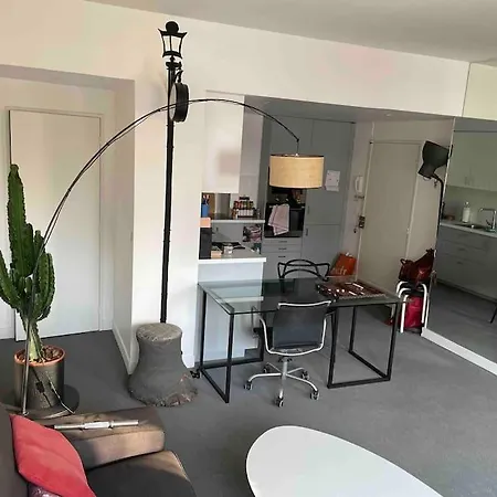 Appartement 16e Arrondissement Superbe 45 M2 Plein Sud